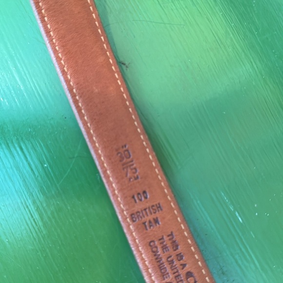 Coach tan cowhide leather and solid brass buckle made in USA 🇺🇸 - Picture 4 of 7